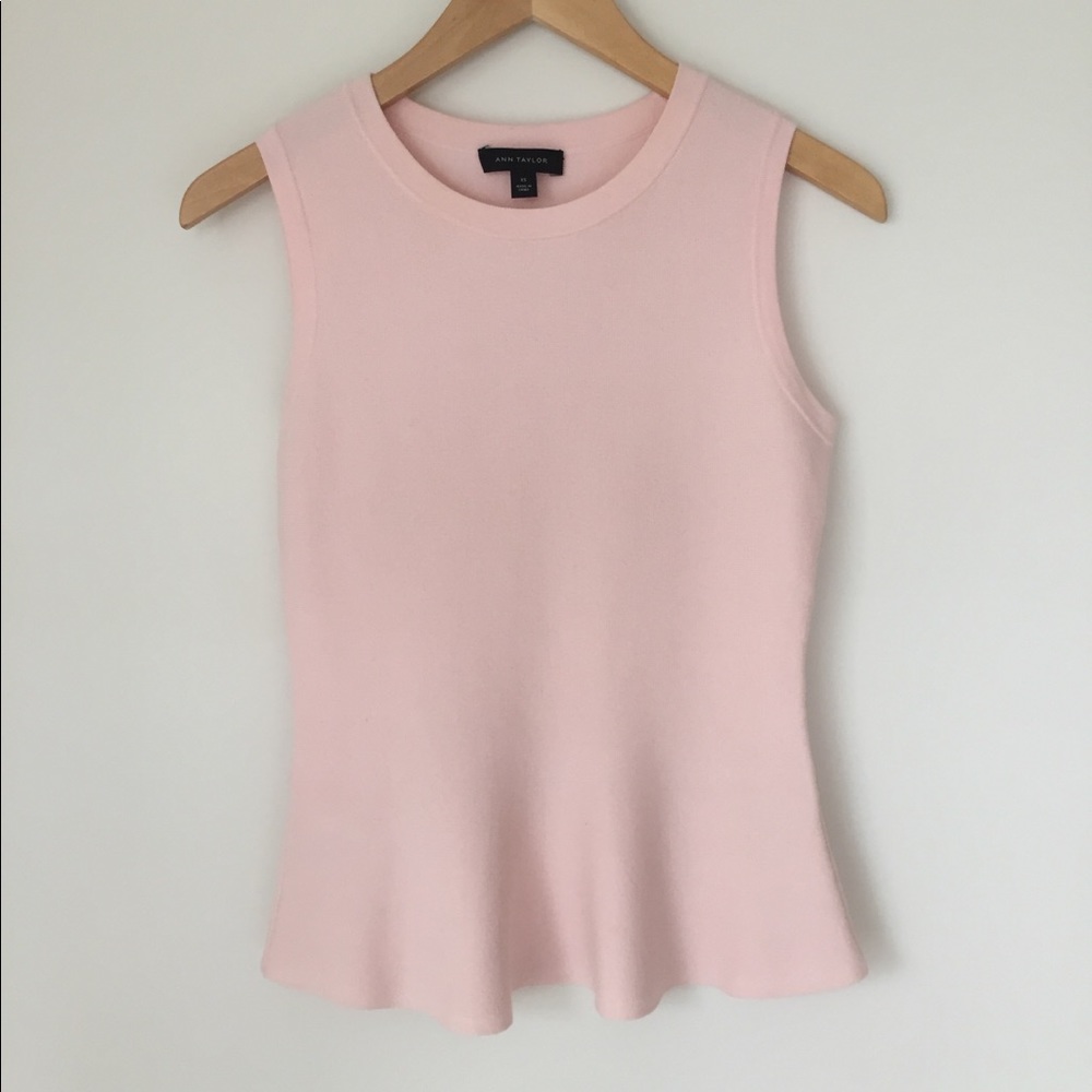 Ann Taylor knit pale pink top. Never worn